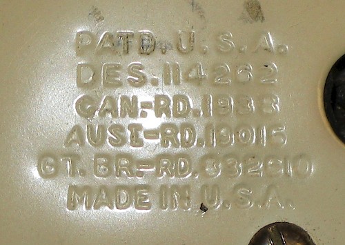 3b PATD. U.S.A, DES,112462, CAN., AUST., GT.BR, MADE IN U.S.A. The beginning of "PATD", "DES" and "CAN" are aligned. Used from late 1946 on.. Back 3b