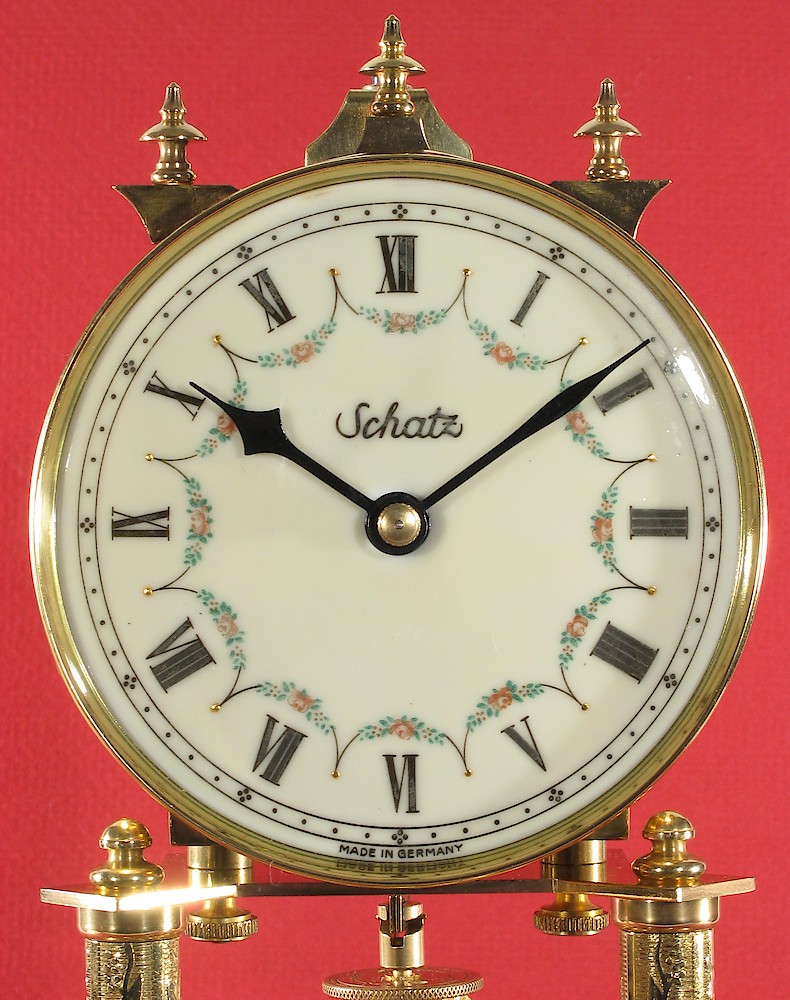 Schatz Standard 400 Day Early Logo Roman Numeral. Dial showing that the Schatz logo is black and is horizontal (the standard Schatz logo is red and is slightly inclined.)