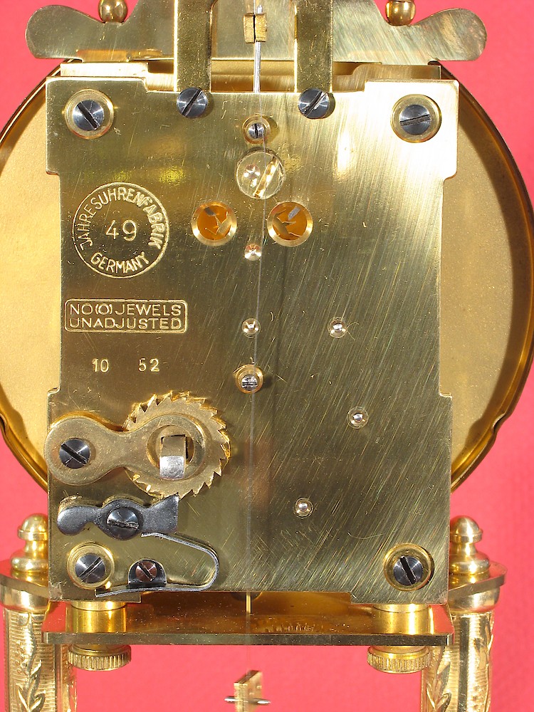 Schatz Standard 400 Day Gufa Style Plates Finials Pendulum. The back plate and front plate have a cutout on each edge (like Horolovar plate no. 1014B).