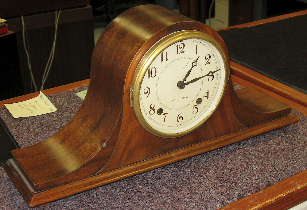 Seth Thomas Staunton 1w. Seth Thomas Staunton 1w Shelf Clock Model Photo