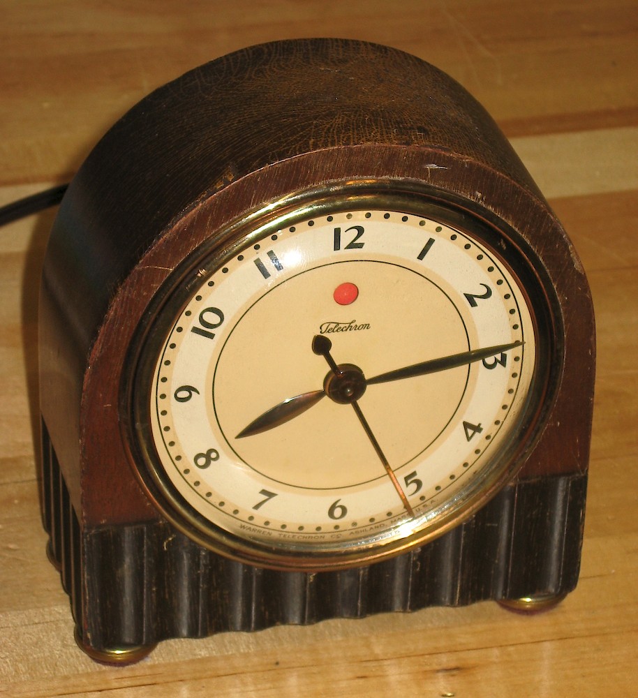 Telechron 3h81. Telechron 3h81 Shelf Clock Model Photo