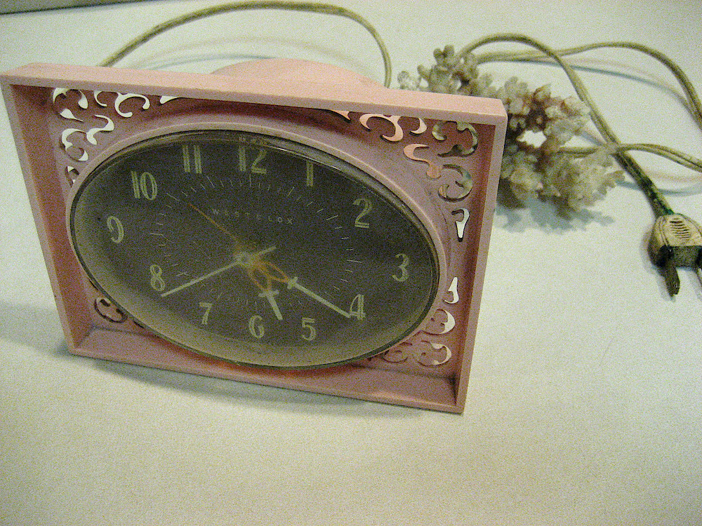 Westclox Lace Pink. Westclox Lace Pink Alarm Clock Model Photo