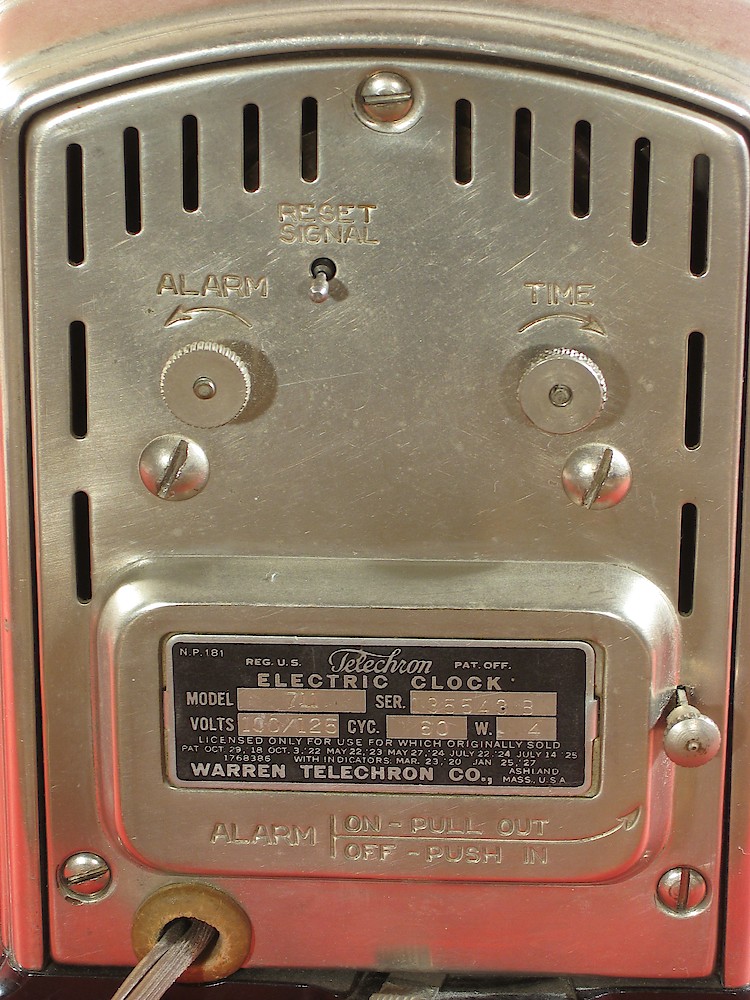 Telechron 711. Telechron 711 Alarm Clock Model Photo