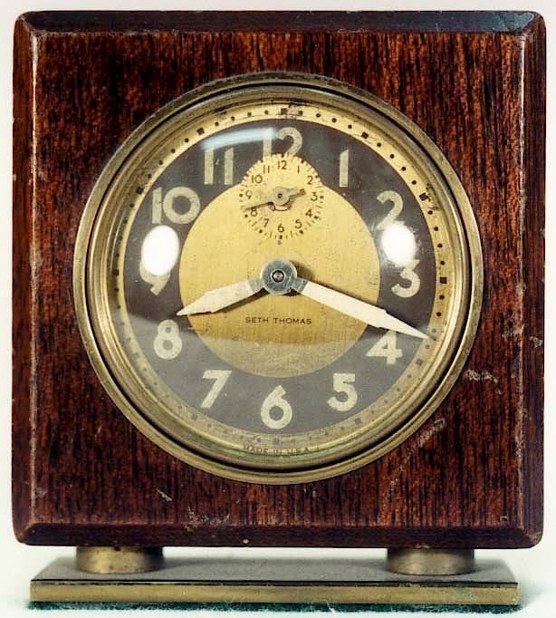 Seth Thomas Deft 1 Luminous. Seth Thomas Deft 1 Luminous Alarm Clock Model Photo