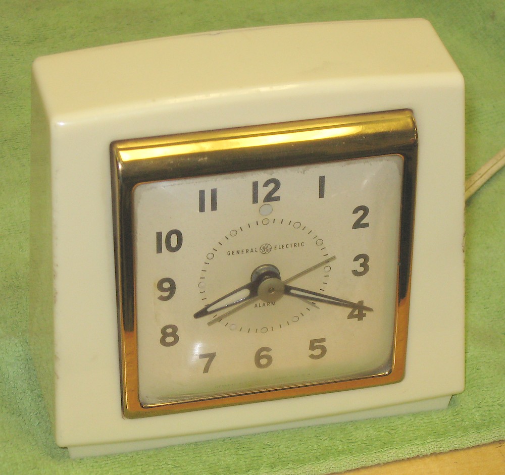 General Electric 7h174. General Electric 7h174 Alarm Clock Model Photo
