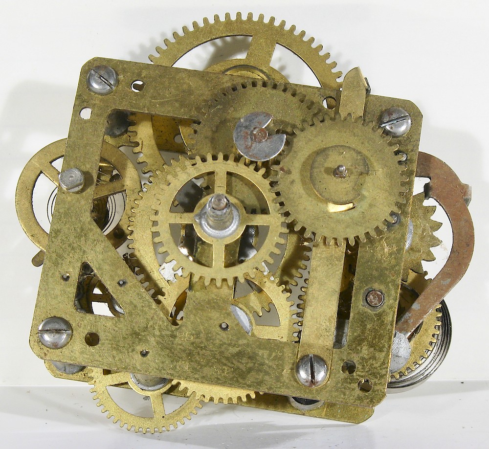 Westclox 66 Movement Usa. A C-clip secures the minute wheel