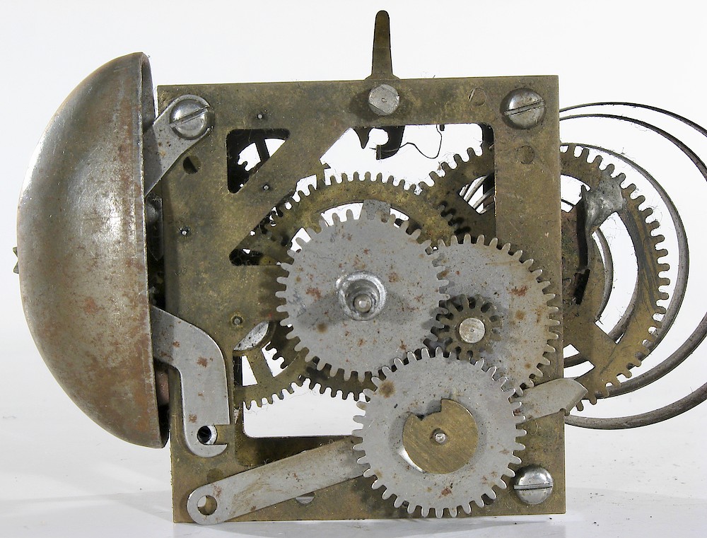 Westclox 66 Movement Usa. Minute wheel secured by the head on its stud