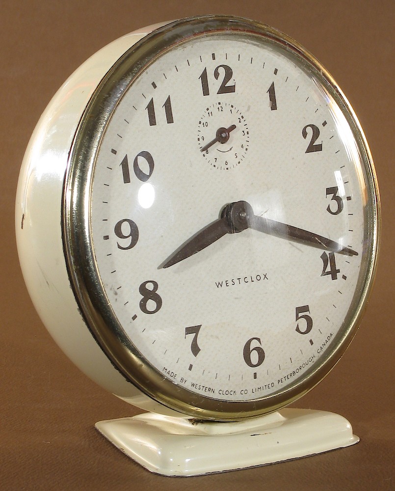 Westclox Canada America Y66 Ivory Plain. Westclox Canada America Y66 Ivory Plain Clock Example Photo