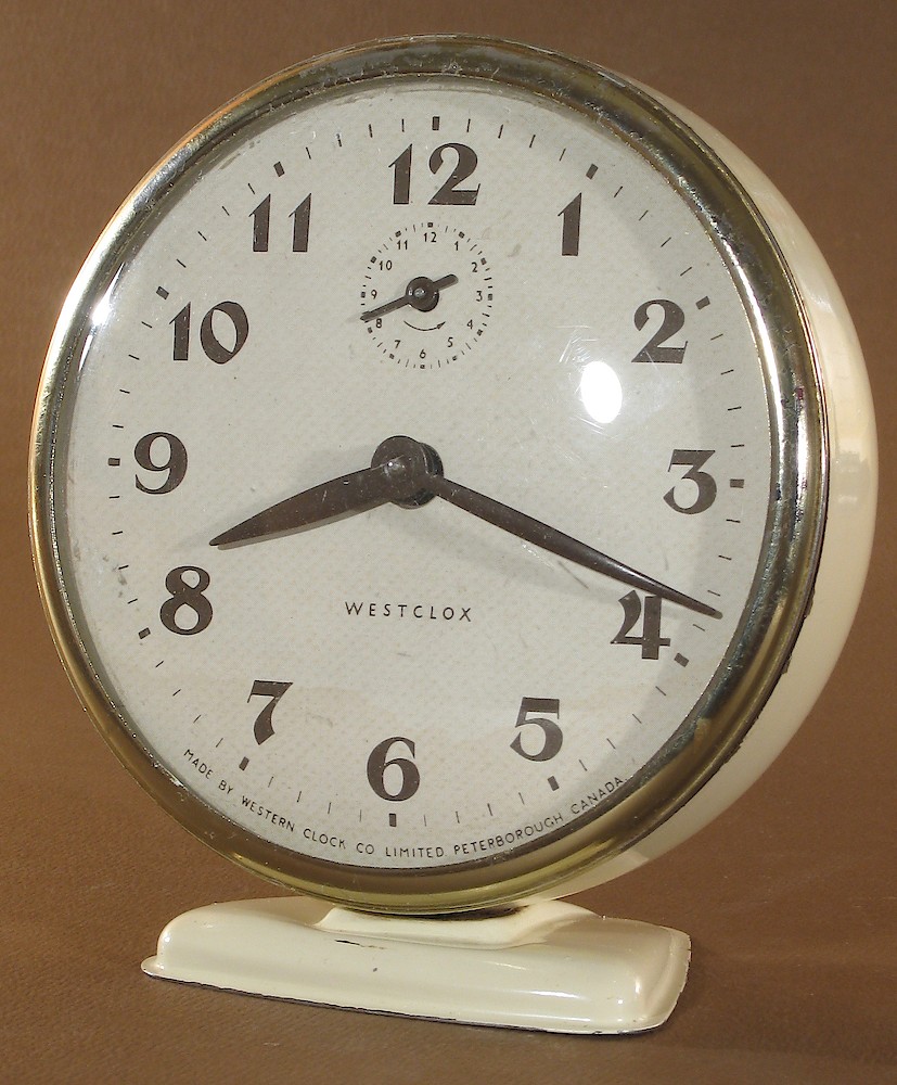 Westclox Canada America Y66 Ivory Plain. Westclox Canada America Y66 Ivory Plain Clock Example Photo