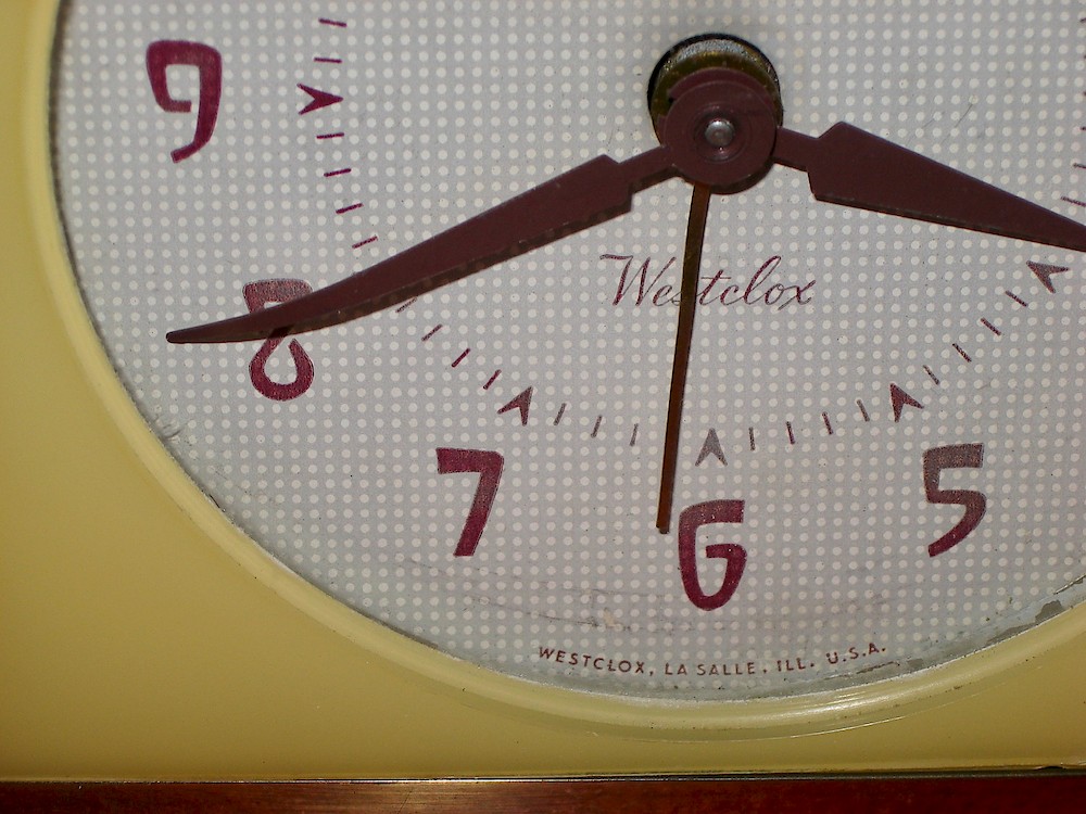 Westclox Moonbeam Style 1 Plain. Westclox Moonbeam Style 1 Plain Clock Example Photo