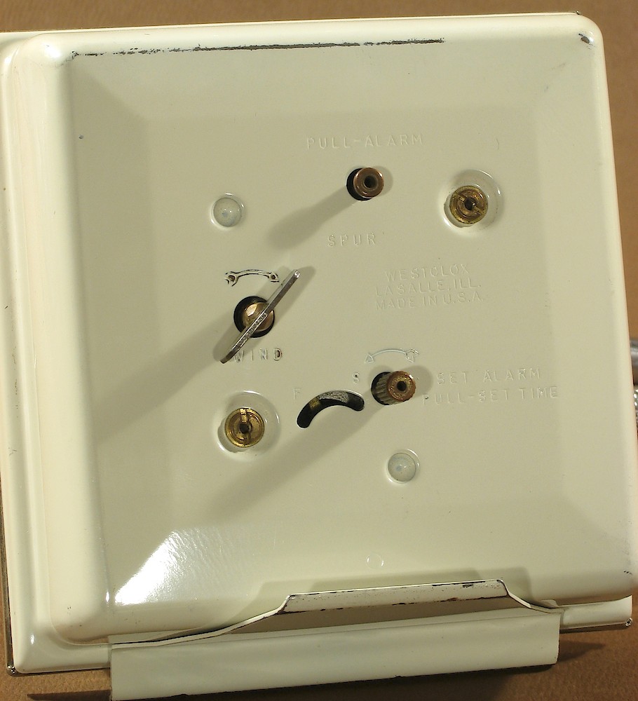 Westclox Spur Style 2a Ivory. Westclox Spur Style 2a Ivory Clock Example Photo