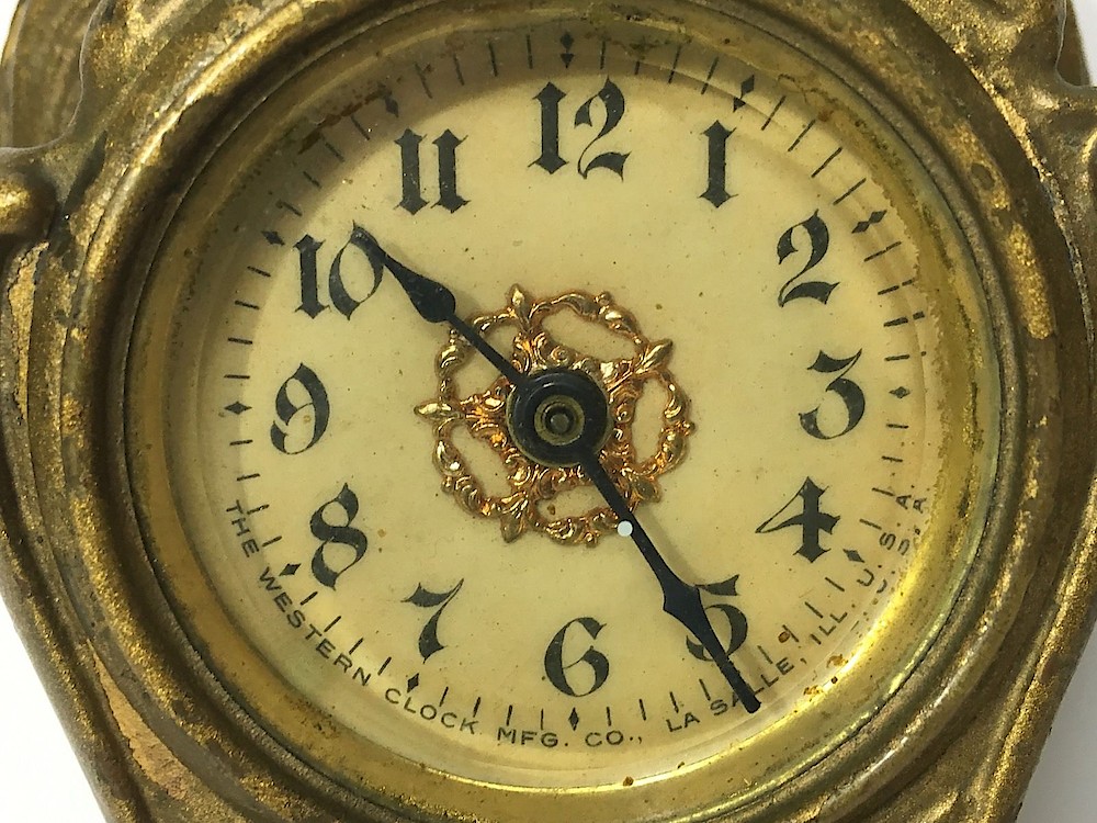 Westclox Vine Gold Plate. Westclox Vine Gold Plate Clock Example Photo