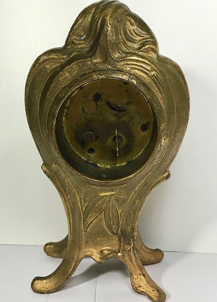 Westclox Vine Gold Plate. Westclox Vine Gold Plate Clock Example Photo