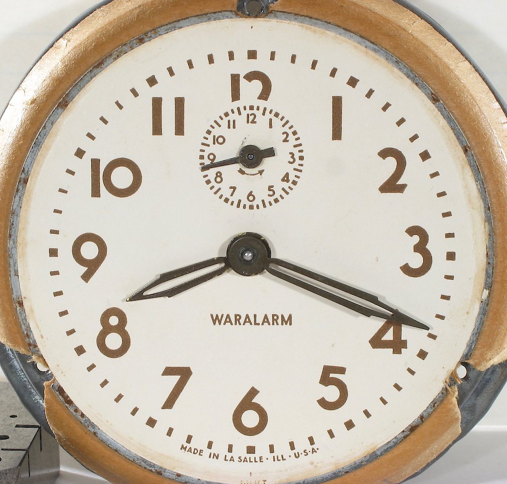 Westclox Baby Ben Style 5 Waralarm Ivory Plain. Westclox Baby Ben Style 5 Waralarm Ivory Plain Clock Example Photo