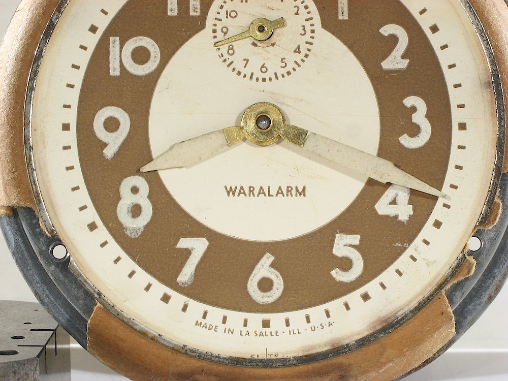 Westclox Baby Ben Style 5 Waralarm Ivory Luminous. Westclox Baby Ben Style 5 Waralarm Ivory Luminous Clock Example Photo