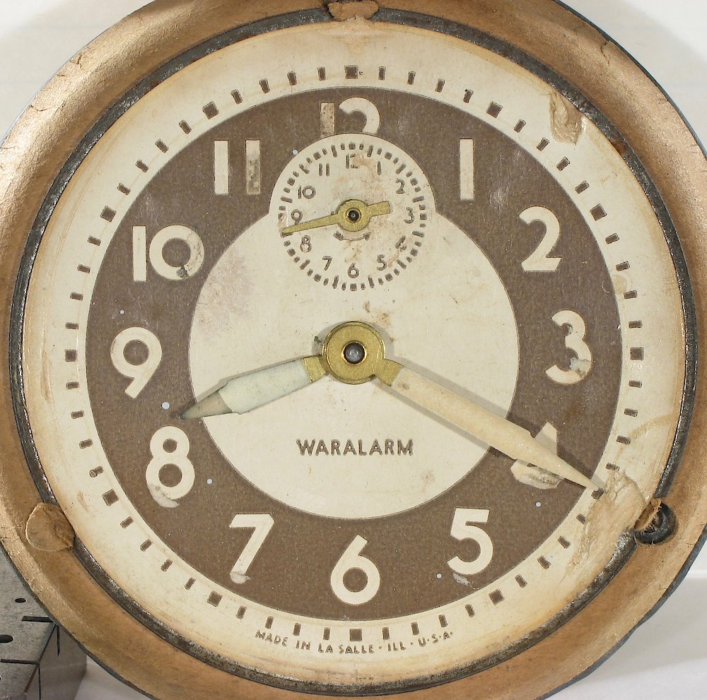 Westclox Baby Ben Style 5 Waralarm Ivory Luminous. Westclox Baby Ben Style 5 Waralarm Ivory Luminous Clock Example Photo