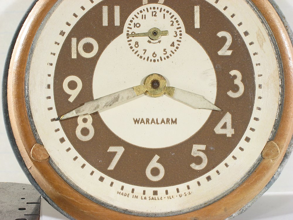 Westclox Baby Ben Style 5 Waralarm Ivory Luminous. Westclox Baby Ben Style 5 Waralarm Ivory Luminous Clock Example Photo