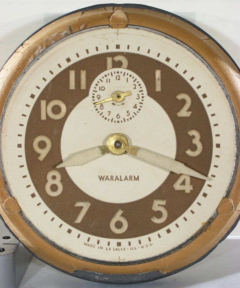 Westclox Baby Ben Style 5 Waralarm Ivory Luminous. Westclox Baby Ben Style 5 Waralarm Ivory Luminous Clock Example Photo