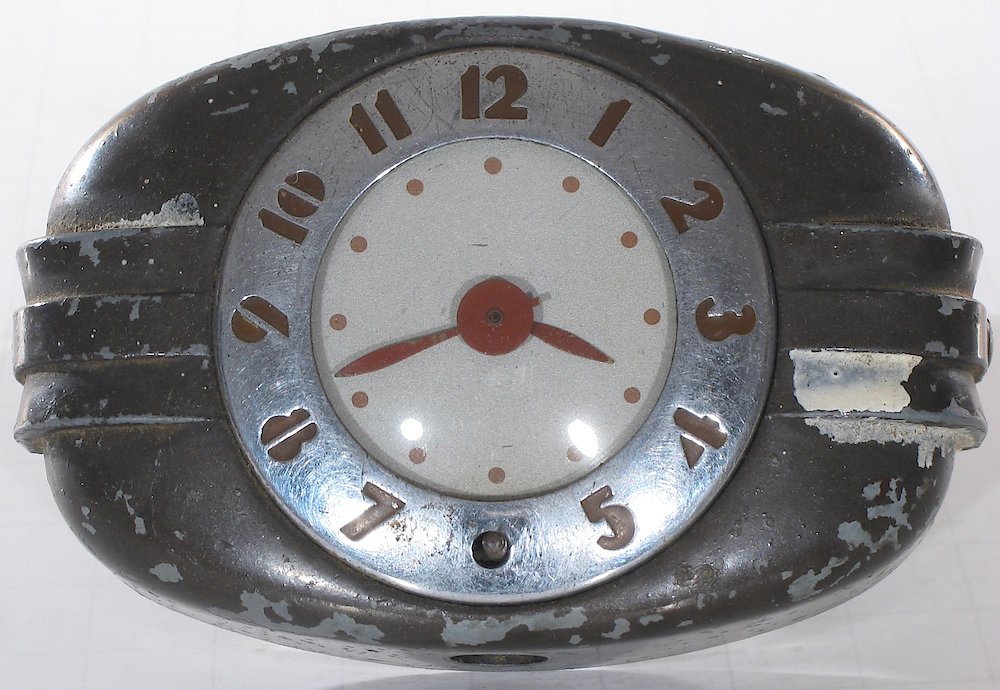 Westclox Auto Clock Bronze Finned 1936. Westclox Auto Clock Bronze Finned 1936 Clock Example Photo