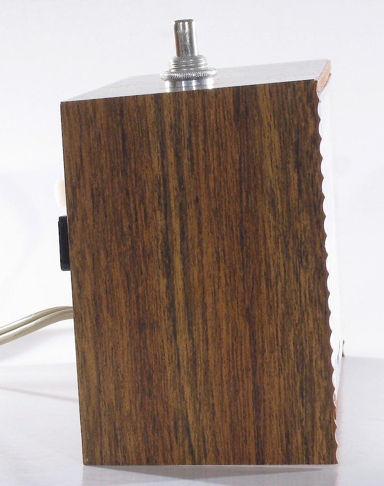 Westclox Moonbeam Style 3 Flashalarm Woodgrain. Westclox Moonbeam Style 3 Flashalarm Woodgrain Clock Example Photo