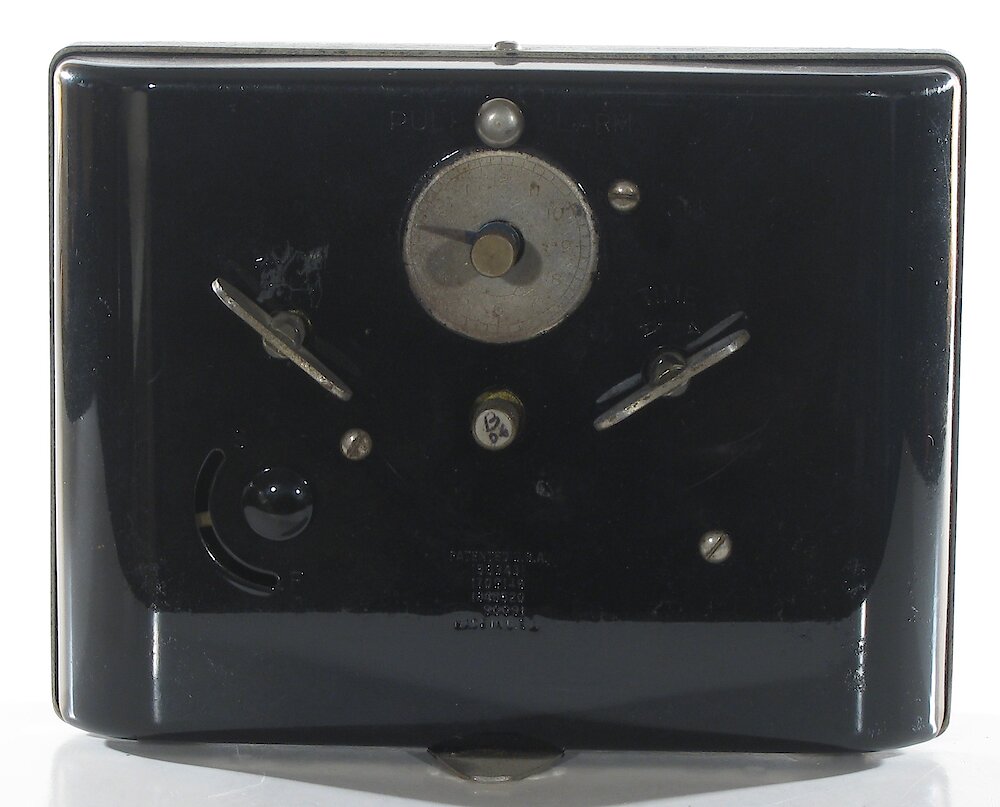 Westclox Siesta Black Plain. Westclox Siesta Black Plain Clock Example Photo