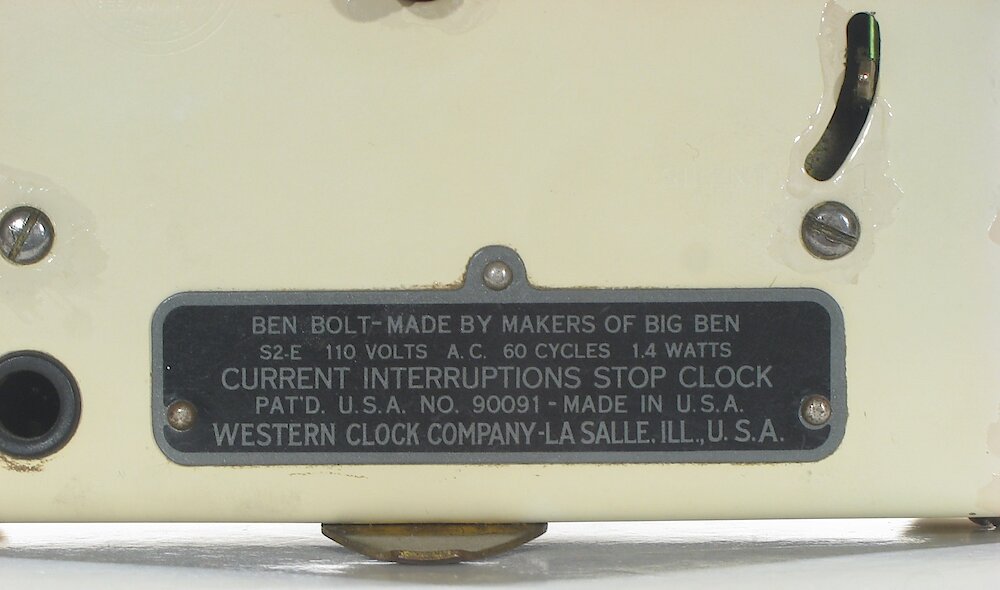 Westclox Ben Bolt Ivory Plain. Westclox Ben Bolt Ivory Plain Clock Example Photo