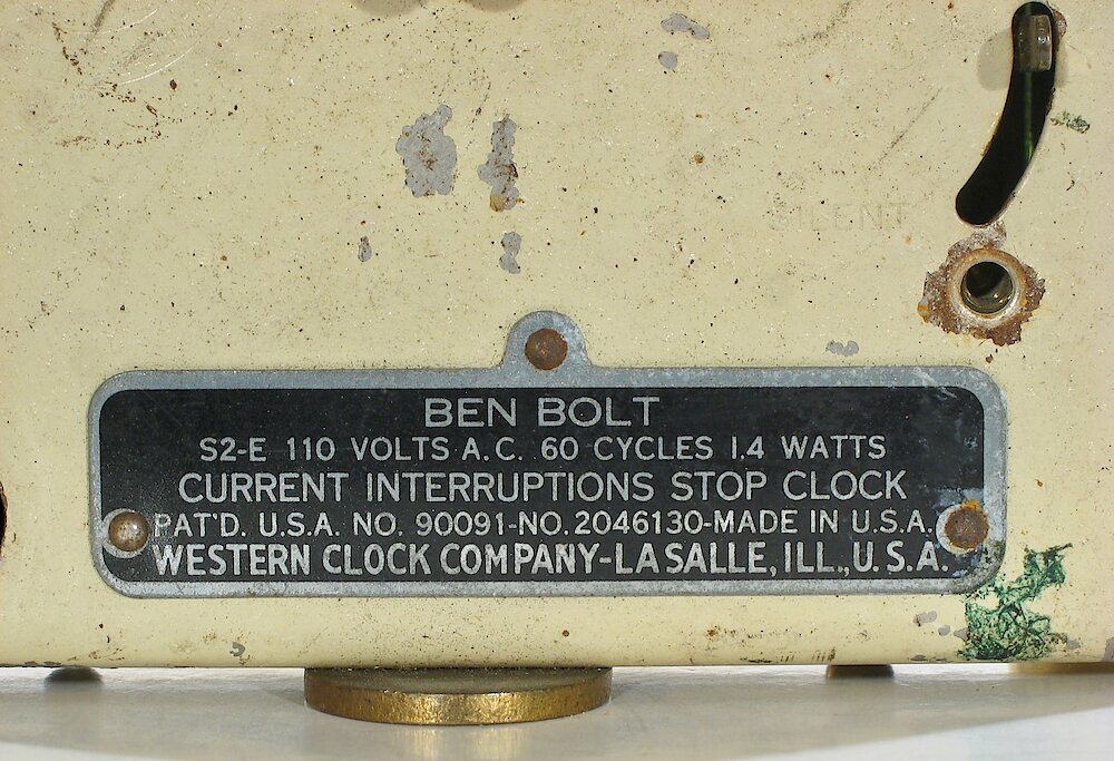 Westclox Ben Bolt Ivory Plain. Westclox Ben Bolt Ivory Plain Clock Example Photo