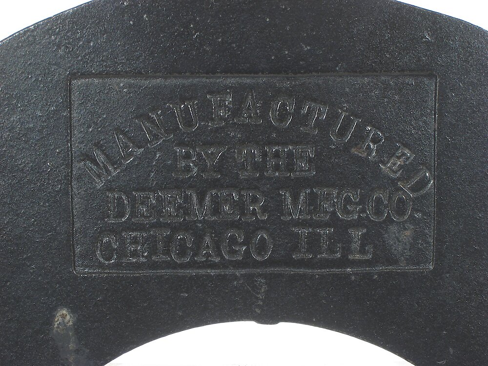 Swift Deemer Stove Clock Cast Iron. MANUFACTURED BY THE DEEMER MFG. CO. CHICAGO ILL