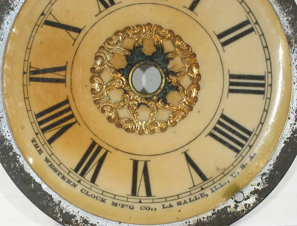 Westclox F W Gold Decorations Ivorine Dial. THE WESTERN CLOCK M'F'G. CO., LA SALLE, ILL., U.S.A.