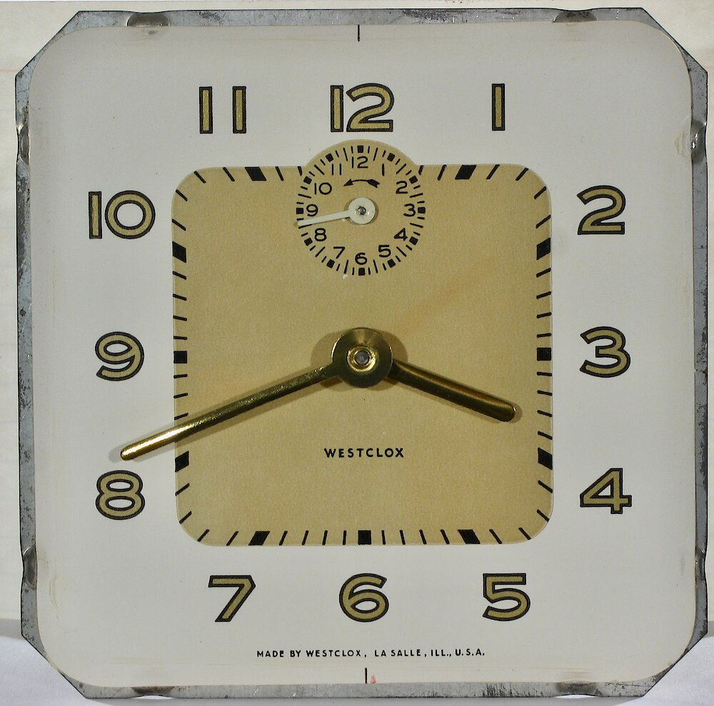 Westclox General Style 1 Ivory Plain. Westclox General Style 1 Ivory Plain Clock Example Photo