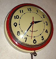 Westclox Manor Ivory And Red S4a. Westclox Manor Ivory And Red S4a Clock Example Photo