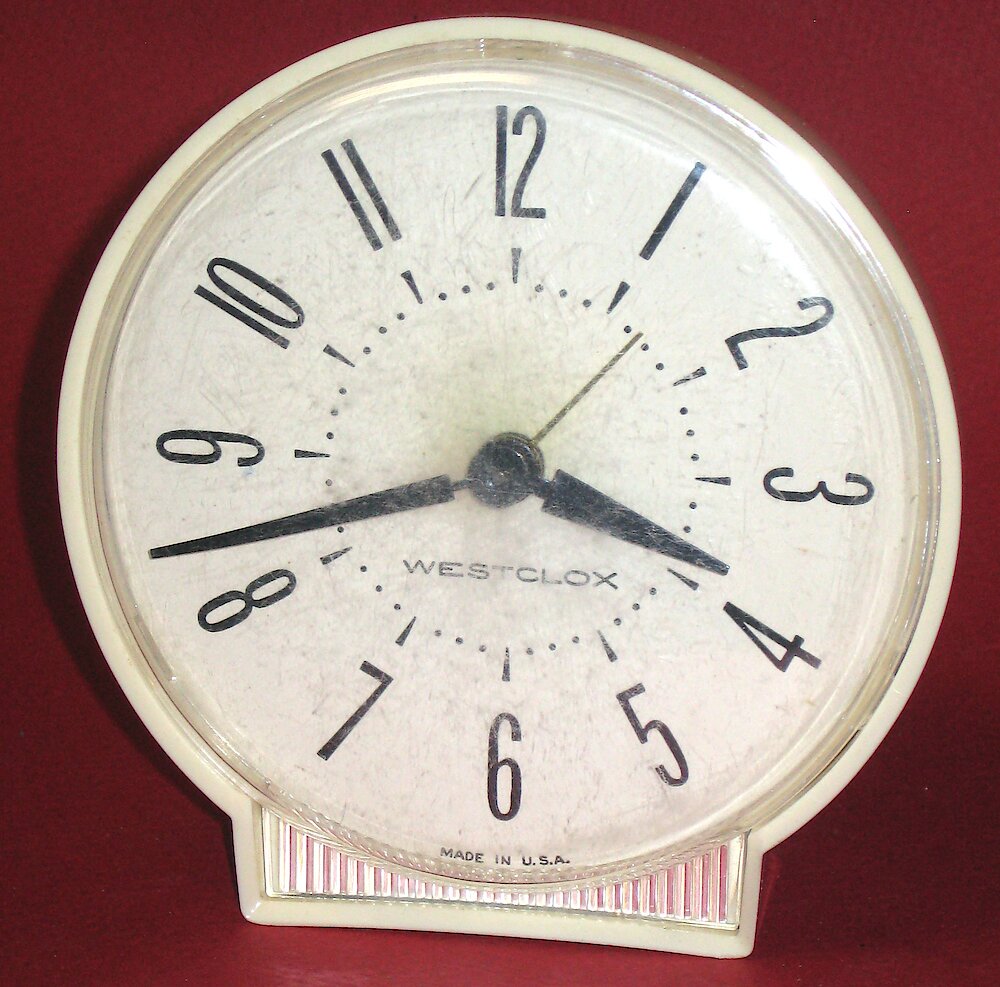 Westclox Bingo Style 3 Ivory Plain. Westclox Bingo Style 3 Ivory Plain Clock Example Photo