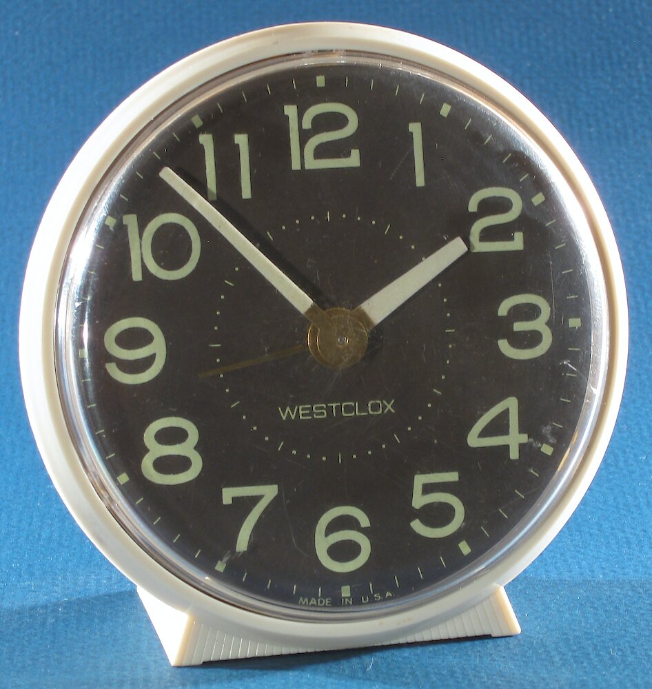Westclox Bingo Style 4 Ivory Luminous. Westclox Bingo Style 4 Ivory Luminous Clock Example Photo