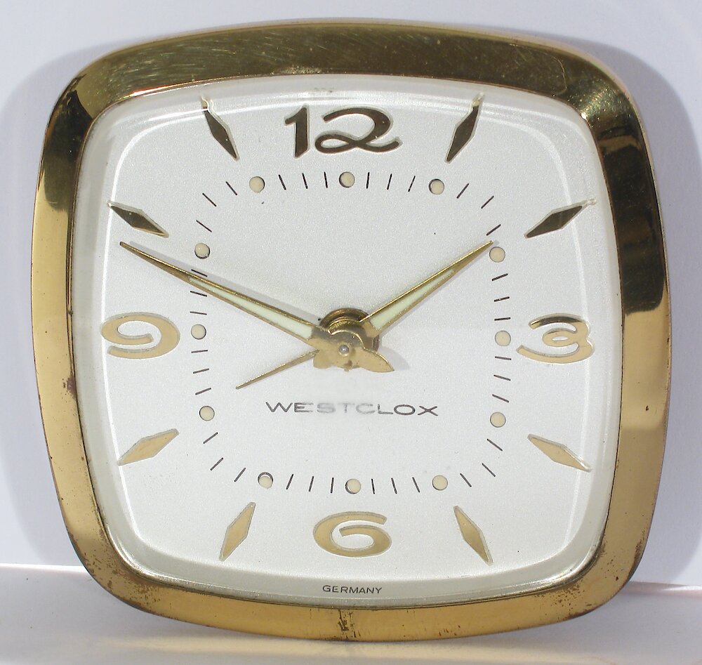 Westclox Travette Deluxe Seafoam Green. Westclox Travette Deluxe Seafoam Green Clock Example Photo