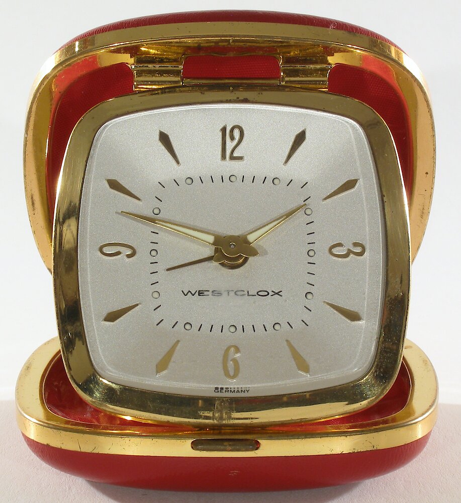 Westclox Travette Deluxe Red. Westclox Travette Deluxe Red Clock Example Photo