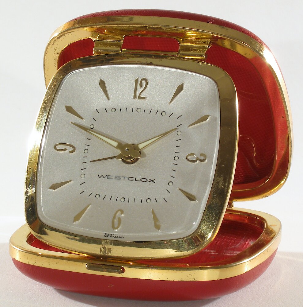 Westclox Travette Deluxe Red. Westclox Travette Deluxe Red Clock Example Photo