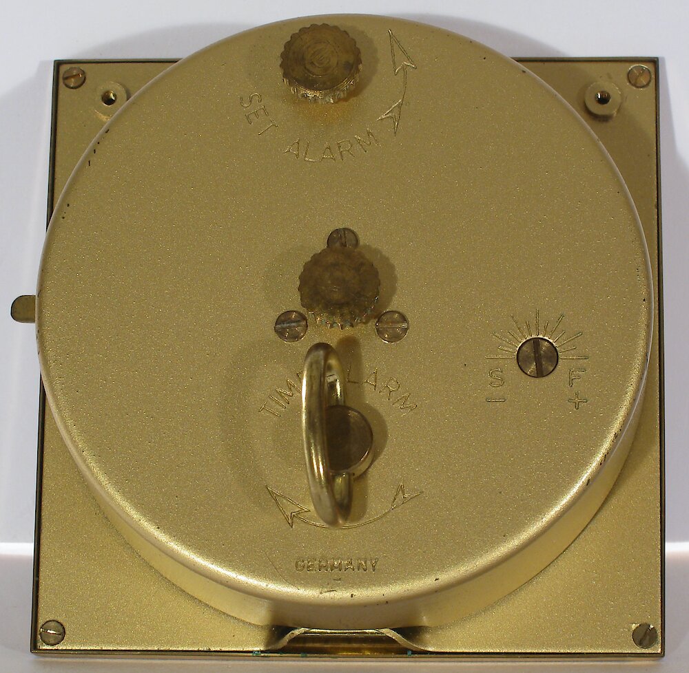 Westclox Travette Tan 1959. Westclox Travette Tan 1959 Clock Example Photo