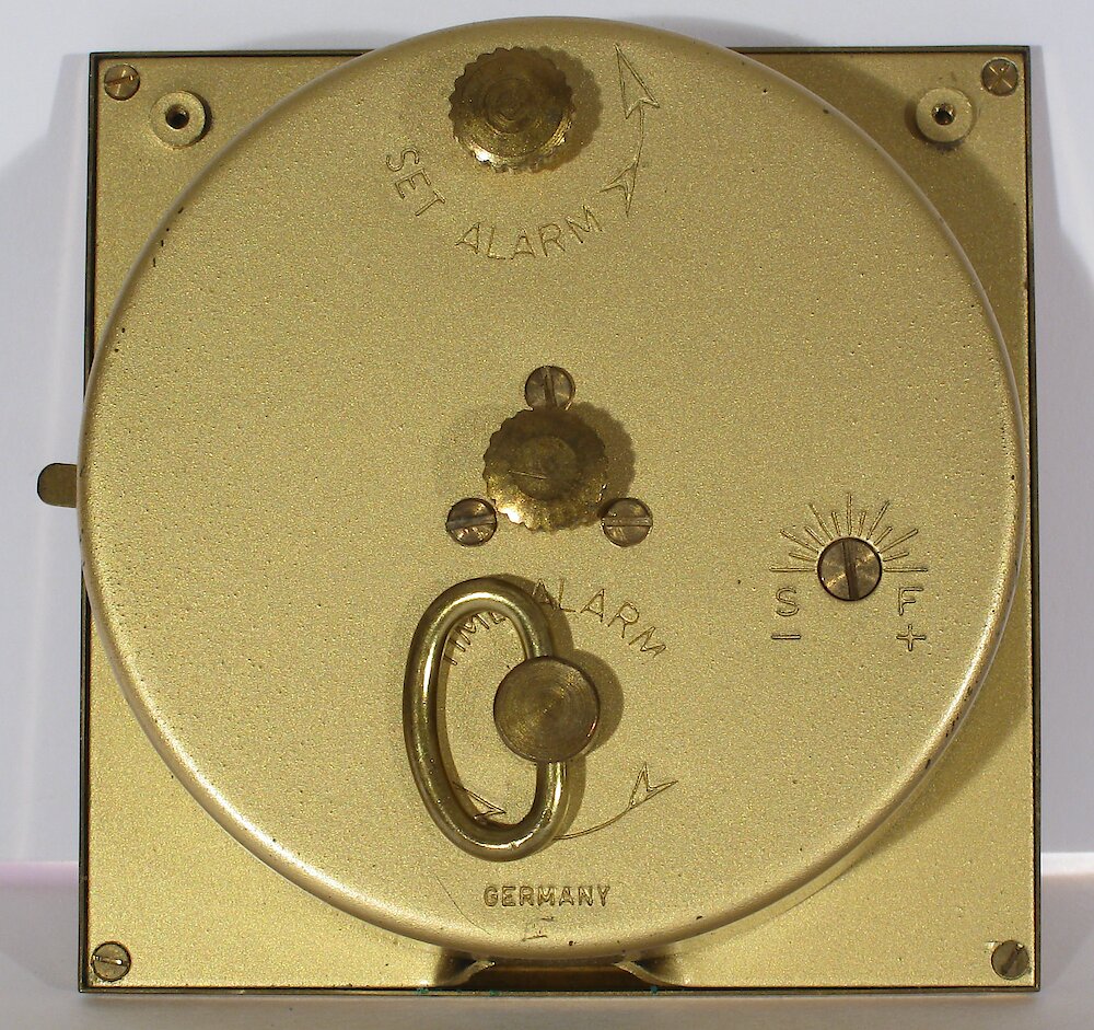 Westclox Travette Tan 1959. Westclox Travette Tan 1959 Clock Example Photo