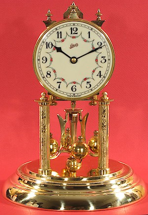 Schatz Standard 400 Day Clock. Schatz standard 400 day clock. The movement has no date. It was made around 1950 - 1952. Says Schatz on the dial. Earlier examples have no name on the dial.
