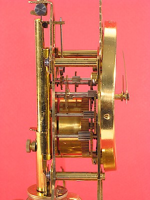 Schatz Miniature 400 Day Round Plastic Dome. Side view showing the gears.