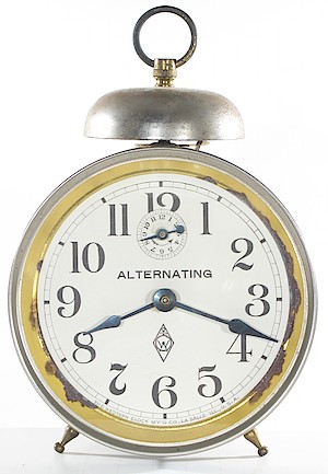 Westclox Alternating Alarm. Excellent dial, has discoloration of matting ring. This example 7 inches tall. Dial minute track 3 9/16 inches outside diameter (90,45 mm).