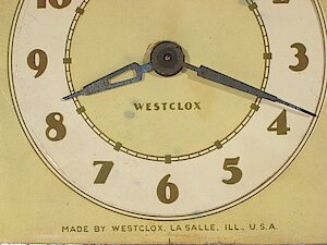 Westclox Siesta Ivory Plain