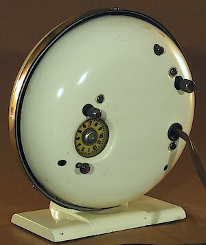 Westclox Big Ben Style 5a Electric Chime Alarm Ivory Luminous