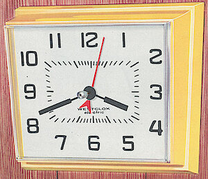 Westclox Manor Style 3 White. Westclox 1960 Keywound and Electric Clocks Catalog -> 7