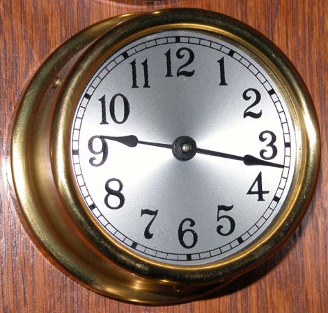 close up of pilot clock